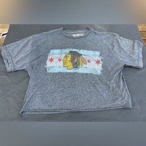 Chicago Blackhawks Cropped T-shirt - Adult Small